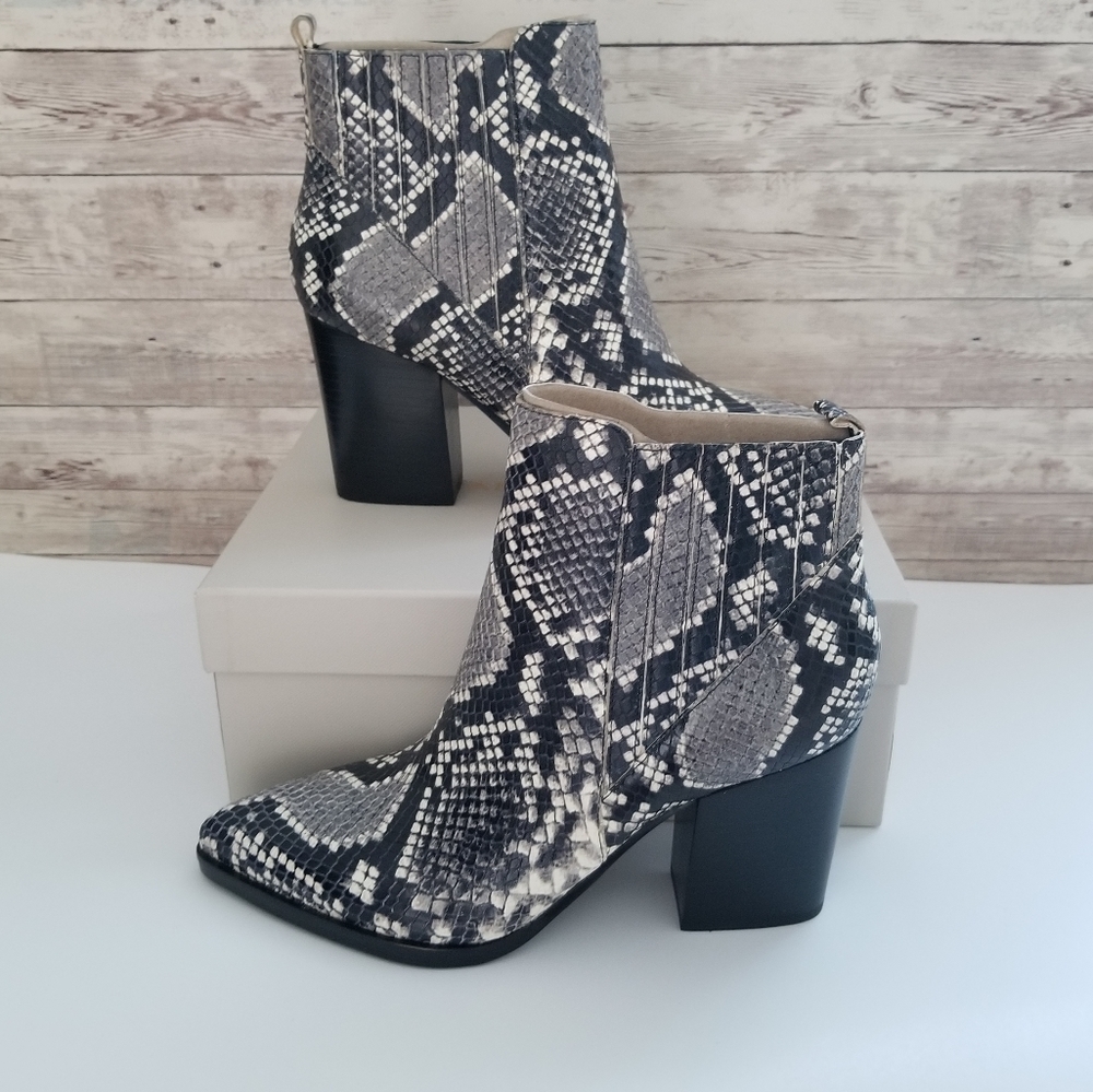 Marc Fisher LTD Oshay Suede Bootie Size 8